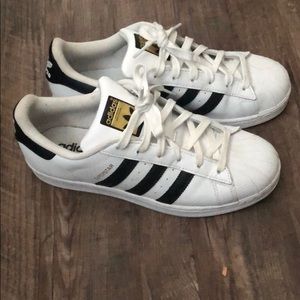 Adidas superstar